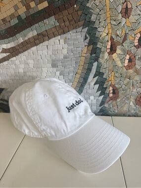 Nike White 'Just Do It.' Hat
